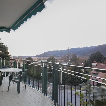 Lago Di Lecco - Parcheggio Gratuito - Stazione Ferroviaria Calolziocorte Exterior foto